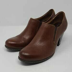 B.O.C Peebled Leather Cognac  Ankle Booties Size 8.5